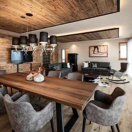 Lamonte Luxury 公寓